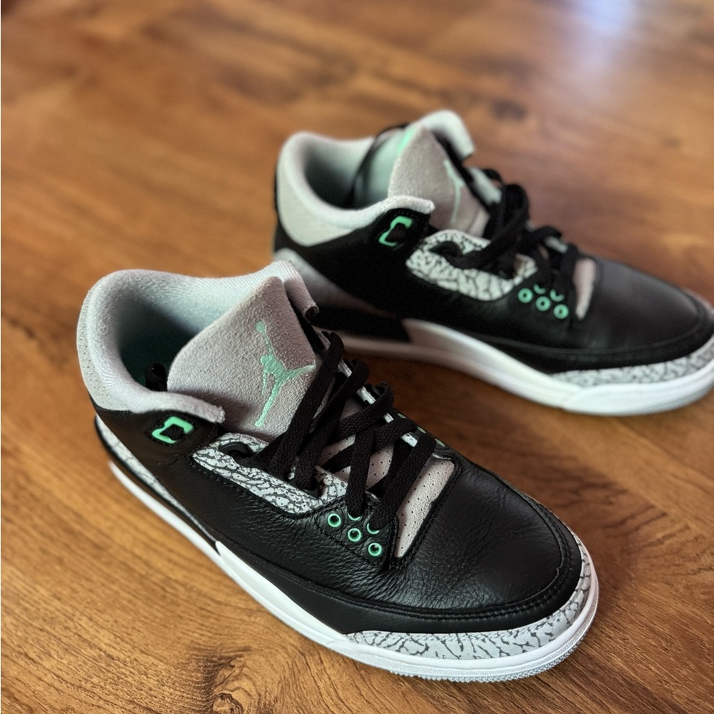 Jordan 3 Retro Green Glow